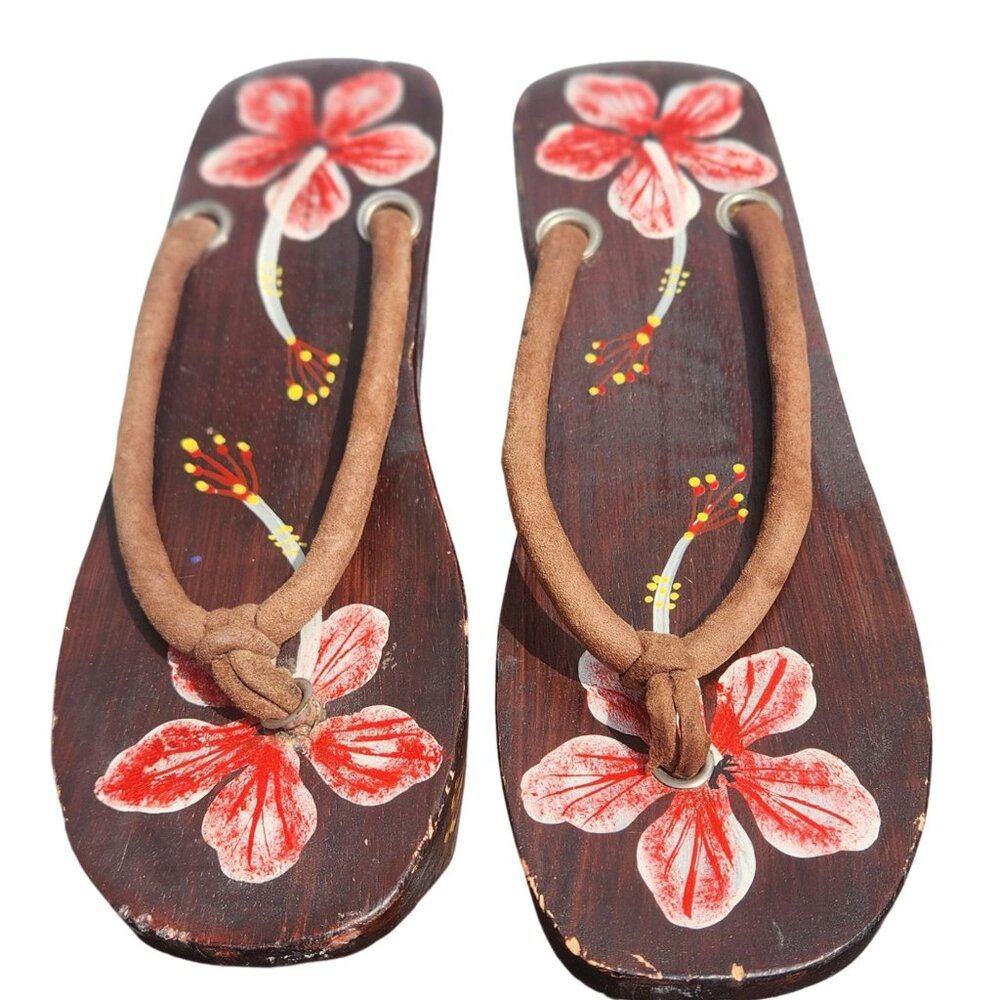 Vintage Fleak Painted Wooden Platform Shoes - Tropical Hibiscus Floral Art - Picture 3 of 7
